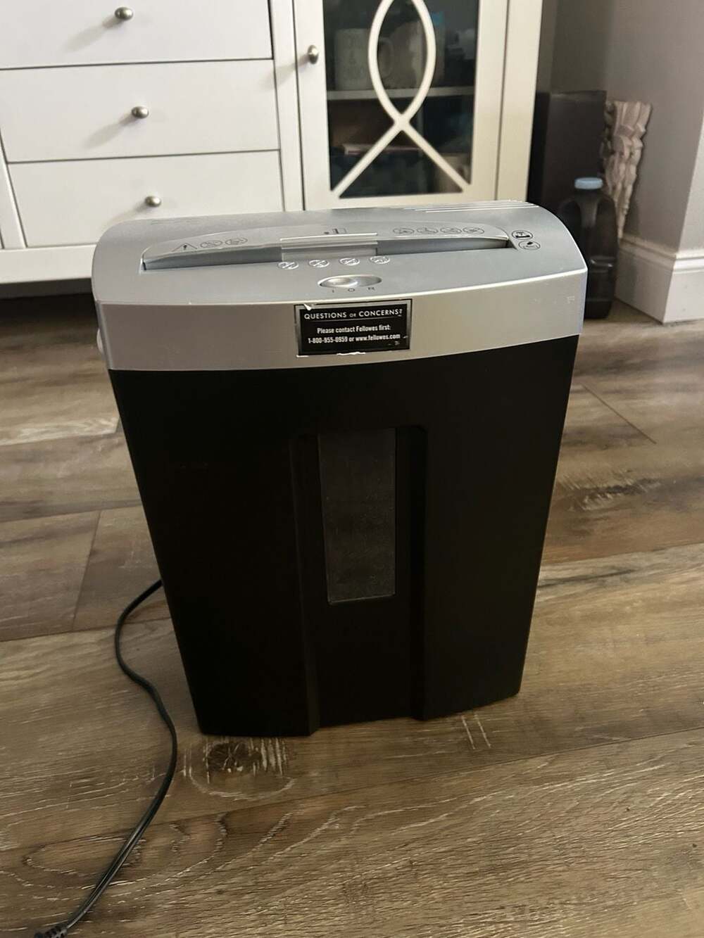 Fellowes P-7C Powershred Cross-Cut Paper and Credit Card Shredder